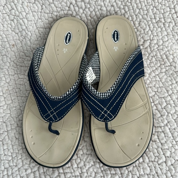 Dr Scholls flip flops - Picture 2 of 4